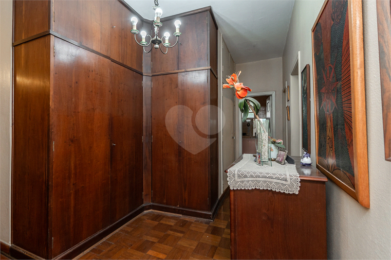 Foto REO1094933