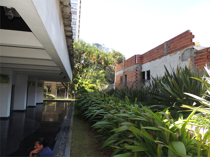 Foto REO1094944