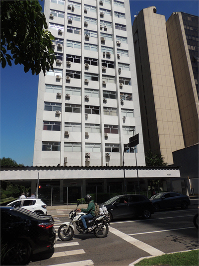 Foto REO1094944
