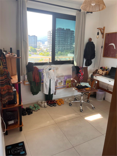 Foto REO1094949