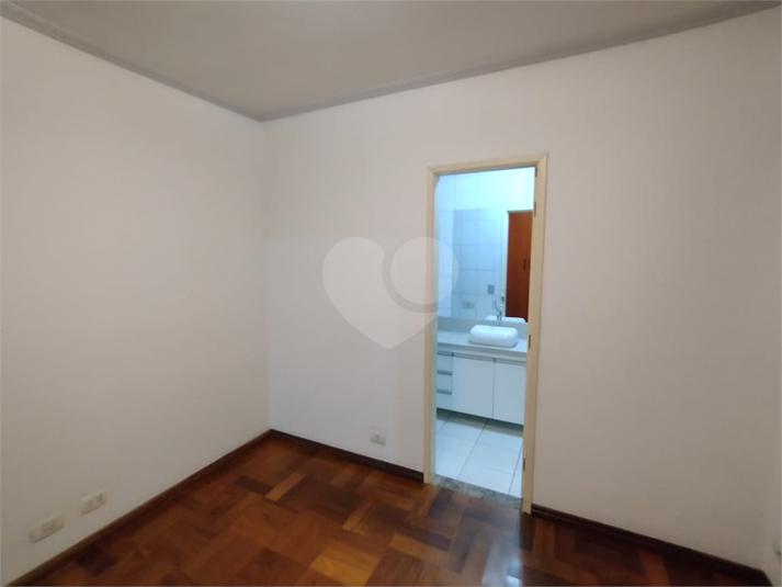 Foto REO1094953