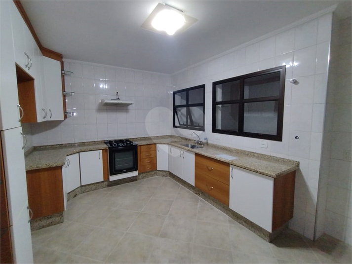 Foto REO1094953