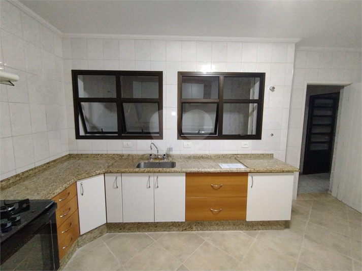 Foto REO1094953