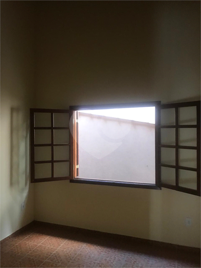Foto REO1094968