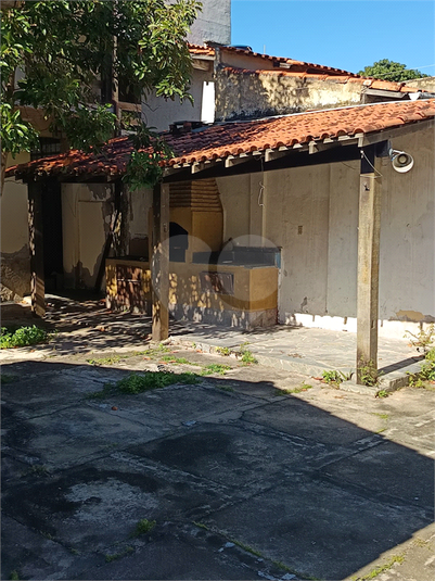Foto REO1094975