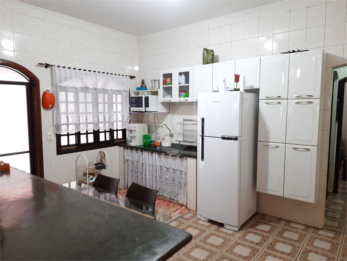 Foto REO1094987