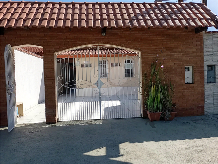 Foto REO1094987