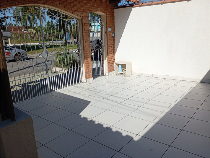 Foto REO1094987