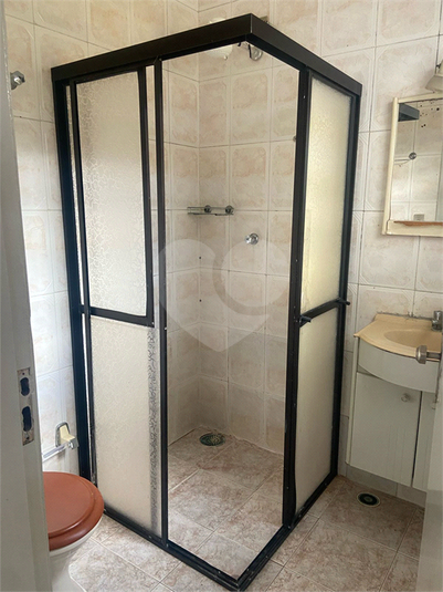 Foto REO1095002