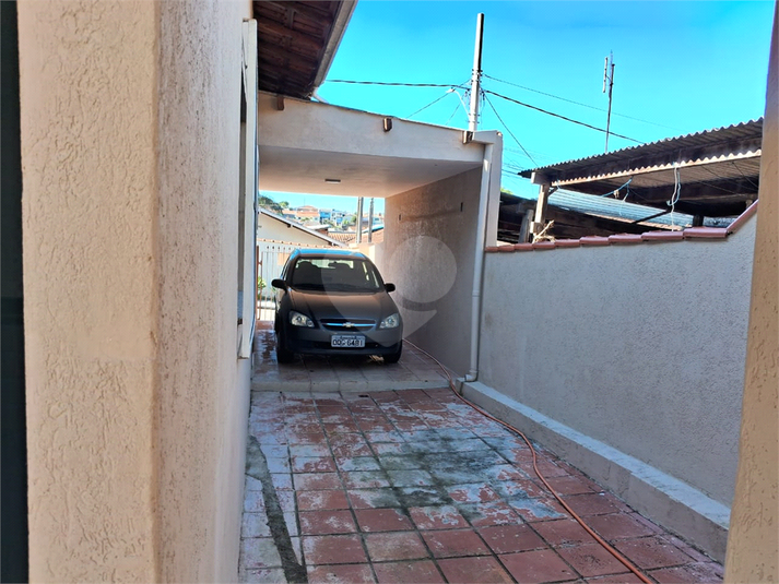 Foto REO1095005