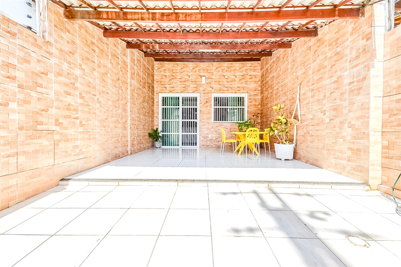 Foto REO1095035