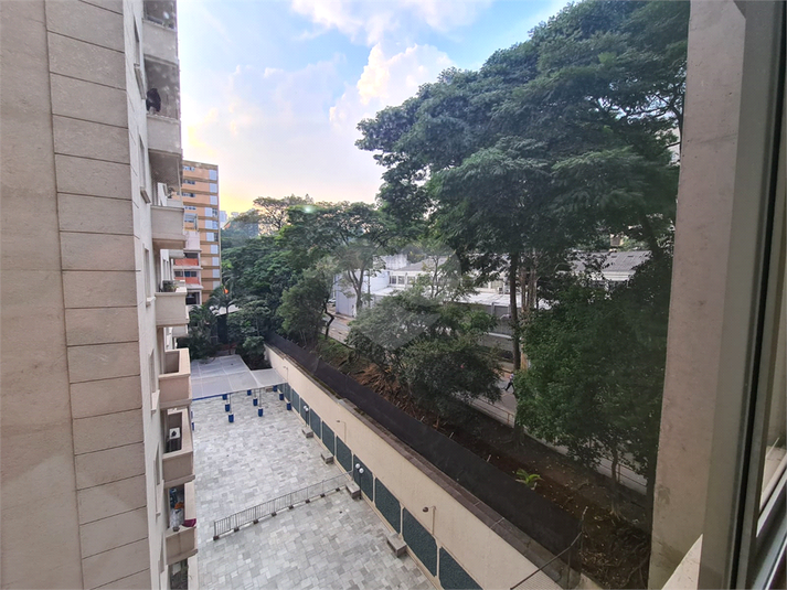 Foto REO1095038