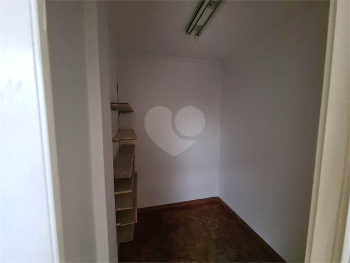 Foto REO1095038