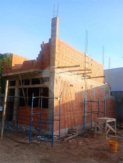 Foto REO1095071