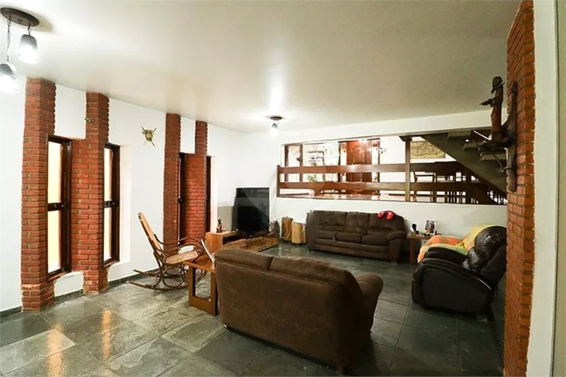 Foto REO1095076