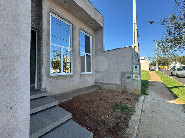 Foto REO1095077