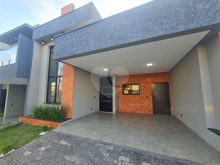 Foto REO1095143