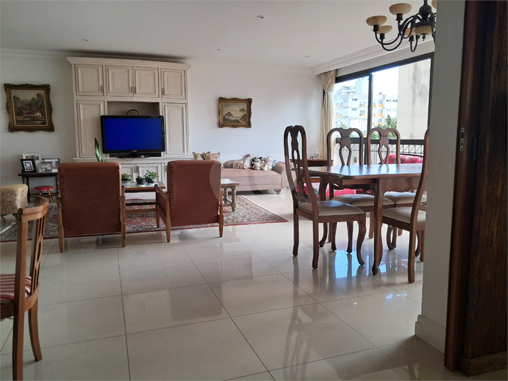 Foto REO1095144