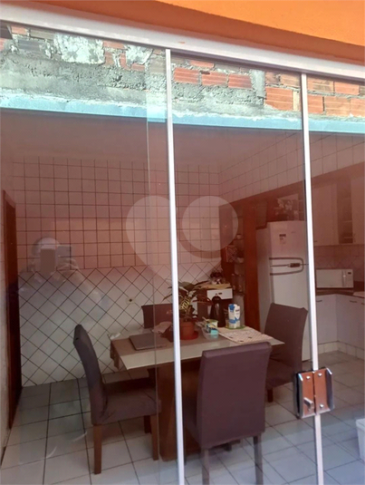 Foto REO1095146