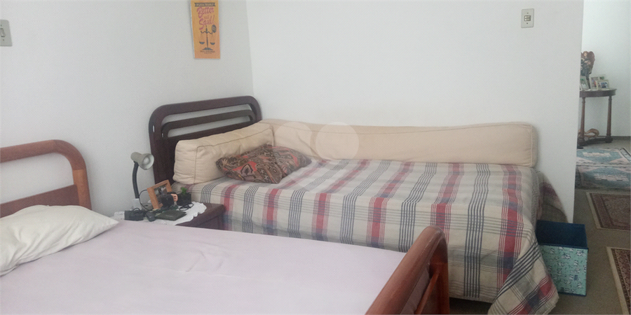 Foto REO1095159