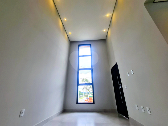 Foto REO1095166