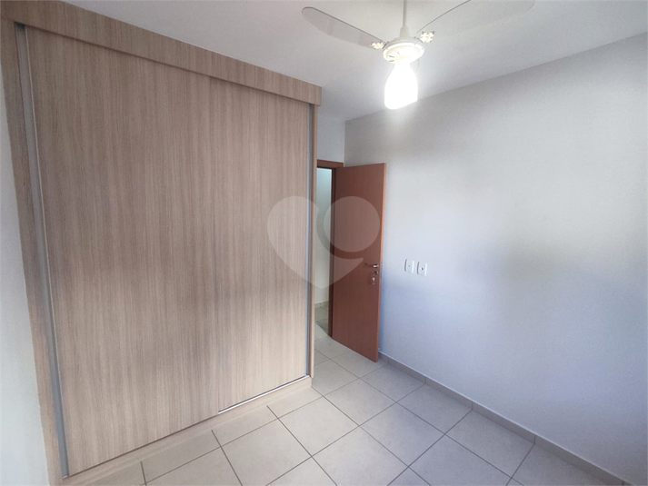 Foto REO1095178