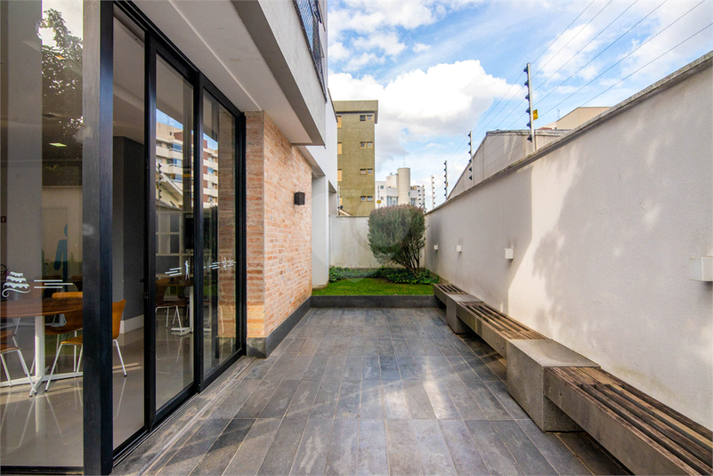 Foto REO1095179