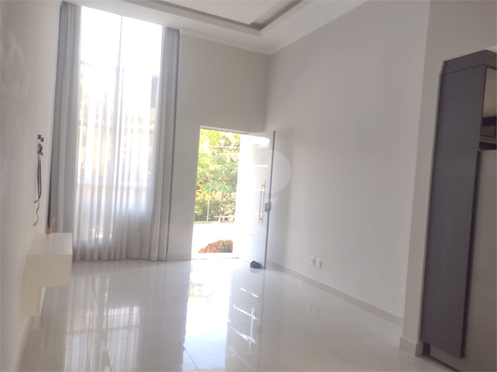 Foto REO1095181