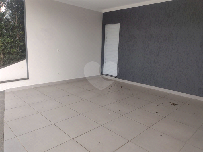 Foto REO1095181