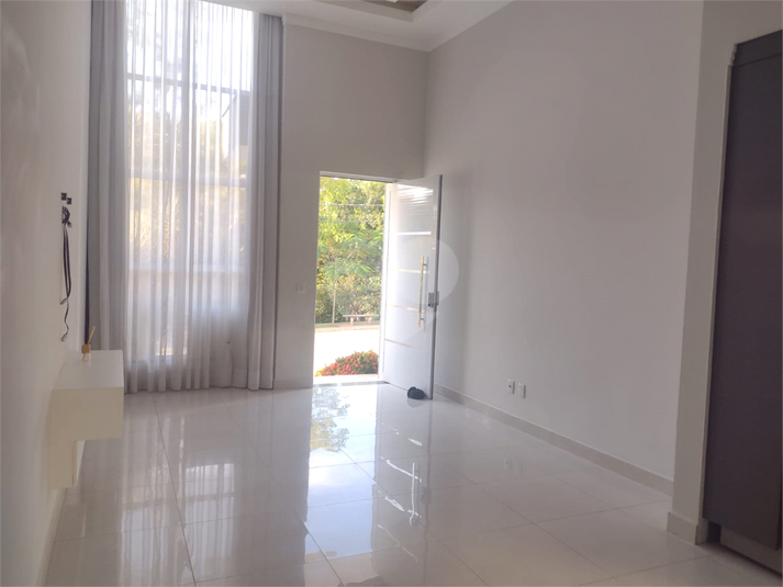 Foto REO1095181