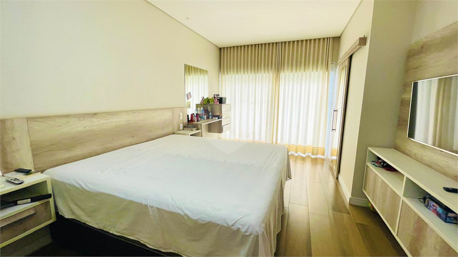 Foto REO1095186