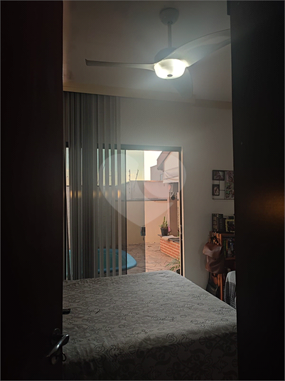 Foto REO1095199