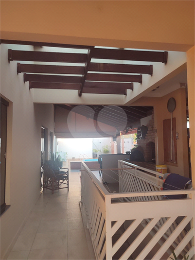 Foto REO1095199