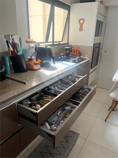 Foto REO1095201