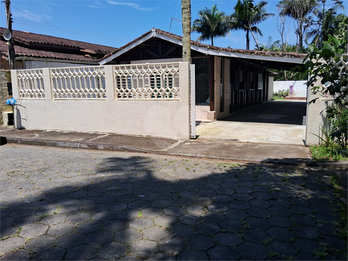 Foto REO1095213