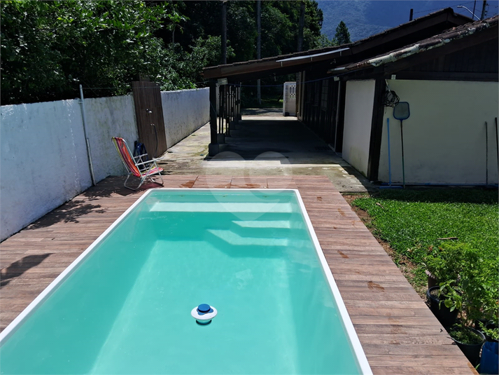 Foto REO1095213