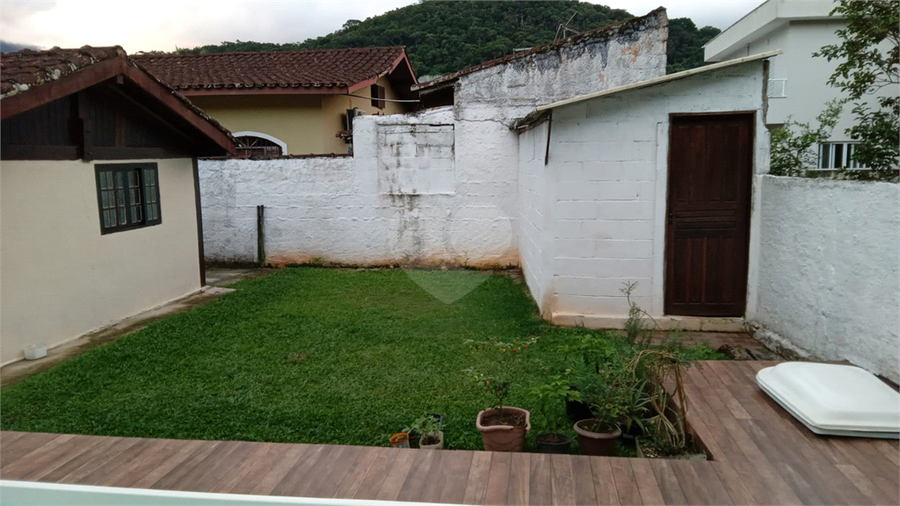 Foto REO1095213