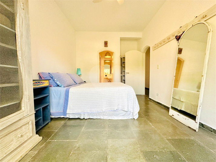 Foto REO1095236