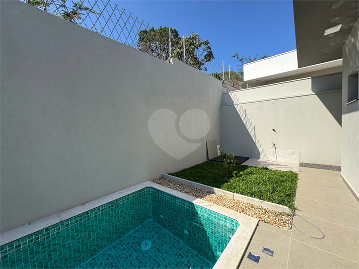 Foto REO1095237
