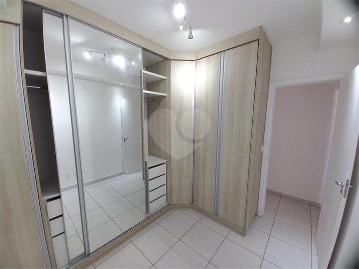 Foto REO1095249