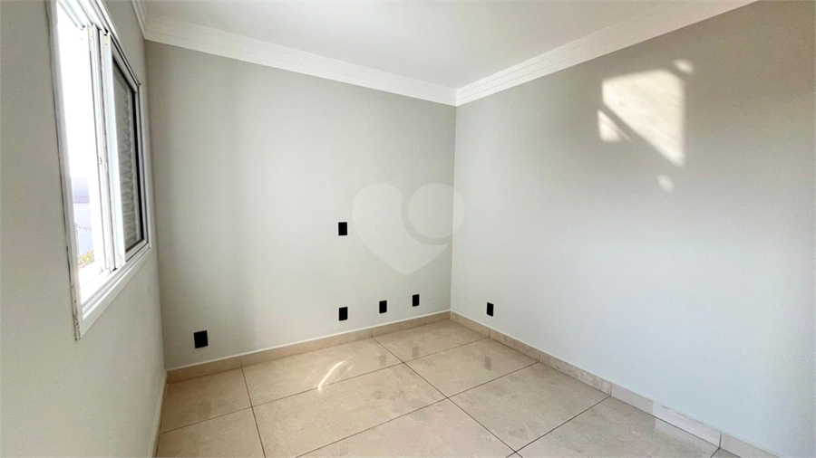 Foto REO1095255