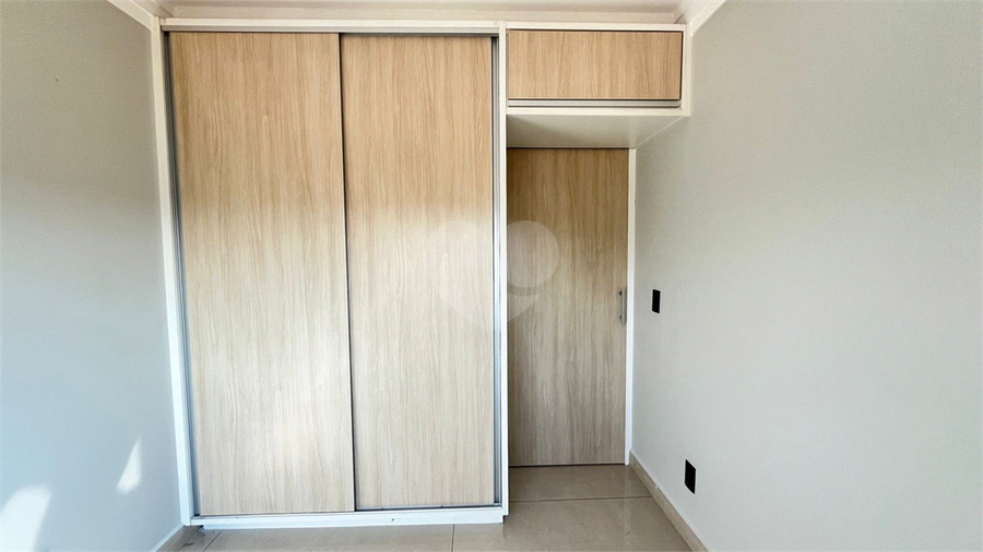 Foto REO1095255