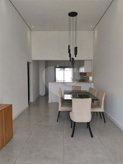Foto REO1095261