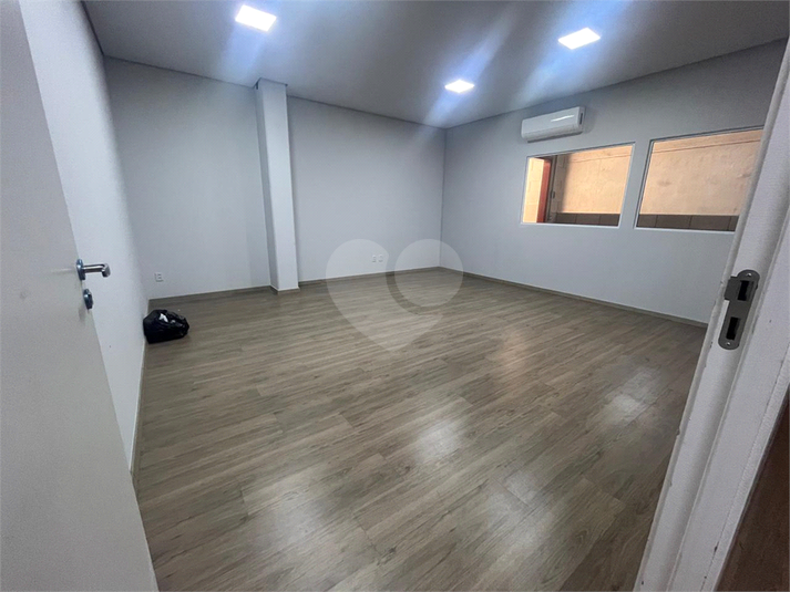 Foto REO1095266