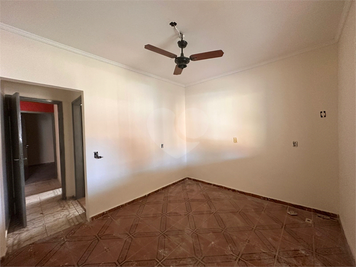 Foto REO1095270
