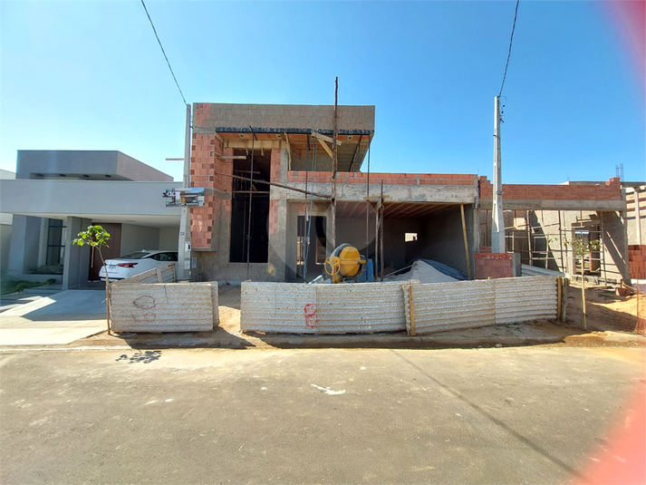 Foto REO1095271