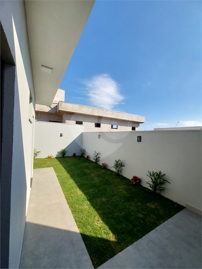 Foto REO1095271