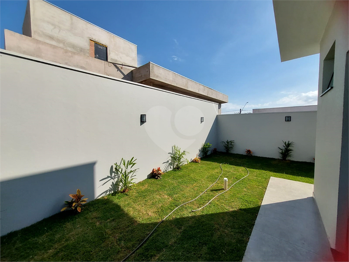 Foto REO1095271