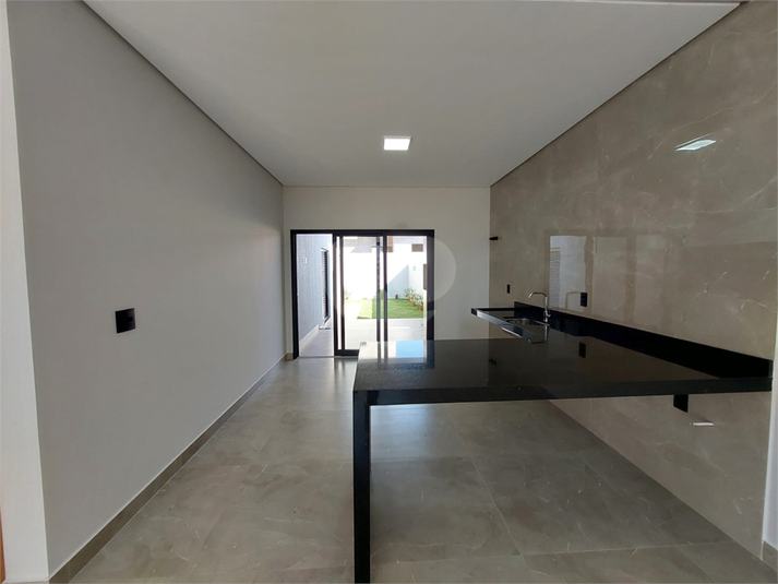 Foto REO1095271