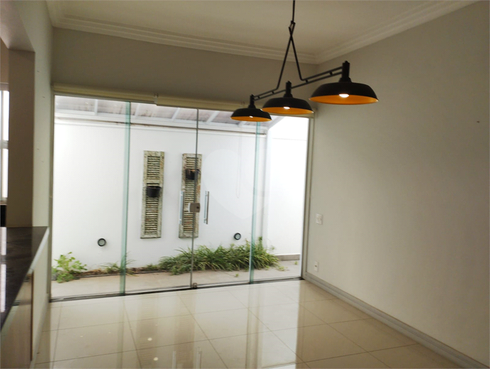 Foto REO1095275